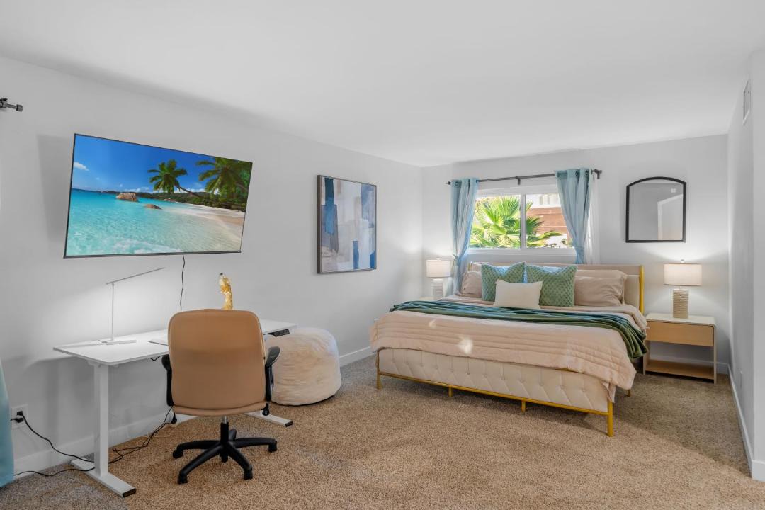 Photo of Bedroom in Rancho Penasquitos