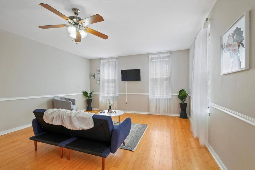 Photo of Others in Queen Village