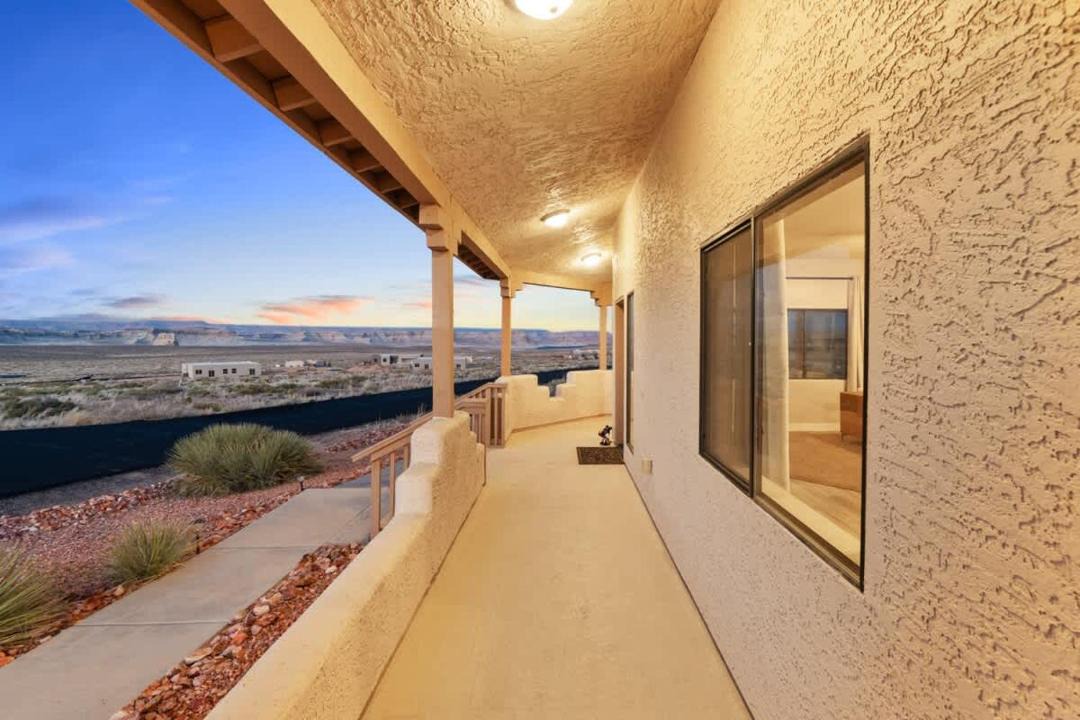 Photo of Patio Balcony in Greenehaven