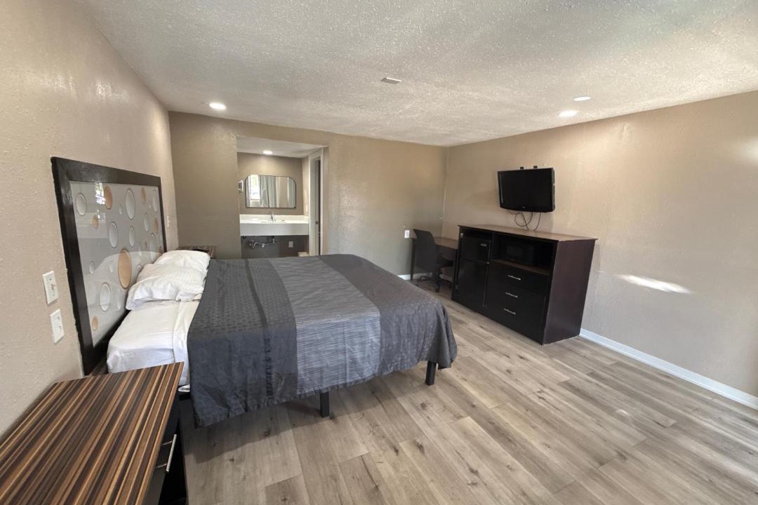 Photo of Bedroom in Harlandale