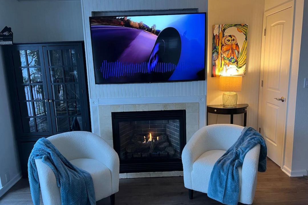 Photo of Livingroom in Bayview