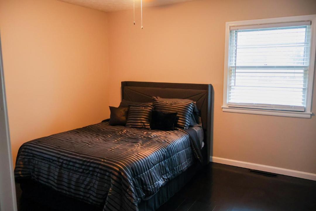 Photo of Bedroom in Speedway