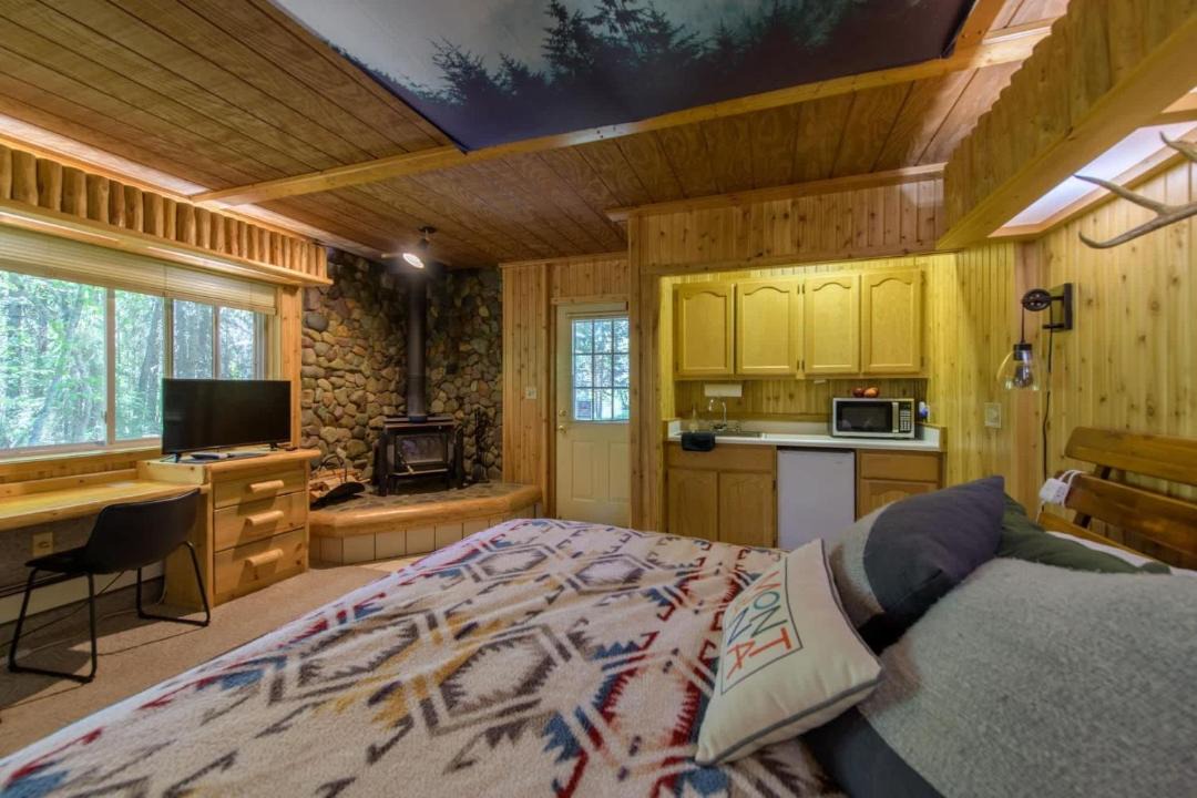 Photo of Bedroom in Eureka