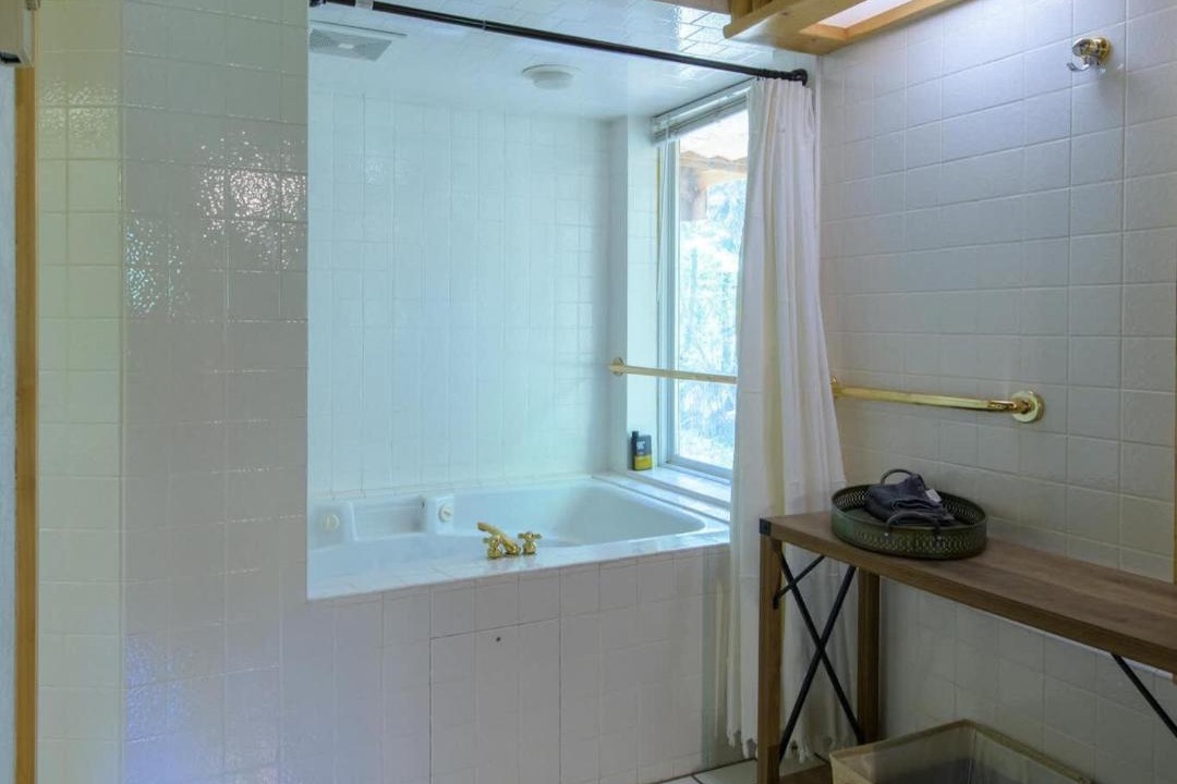 Photo of Bathroom in Eureka