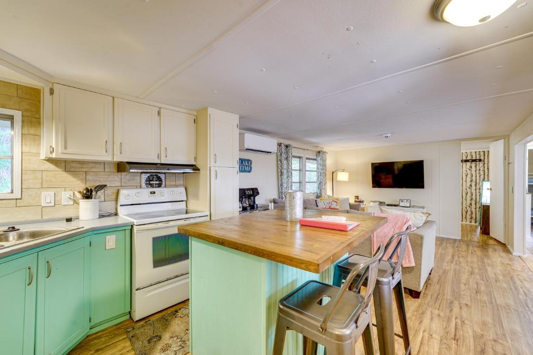Photo of Kitchen in Lost Bridge Village