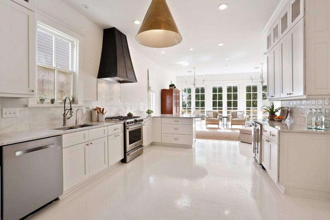 Photo of Kitchen in West Riverside
