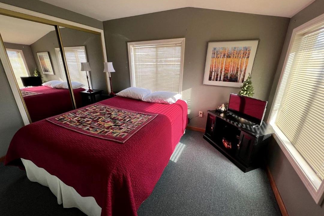 Photo of Bedroom in Cameron