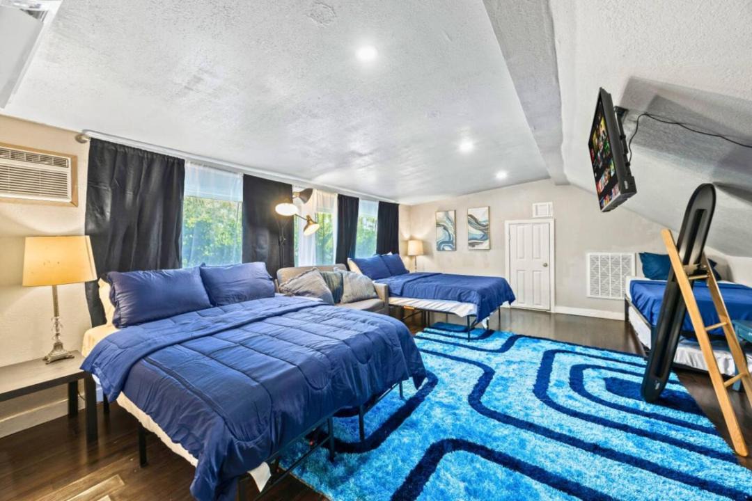 Photo of Bedroom in Harlandale