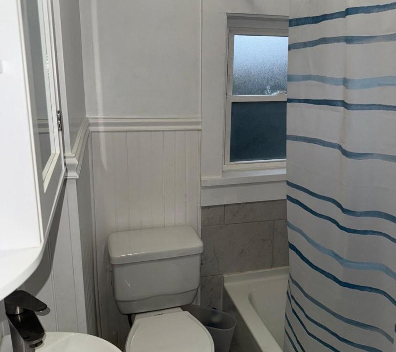 Photo of Bathroom in Willoughby