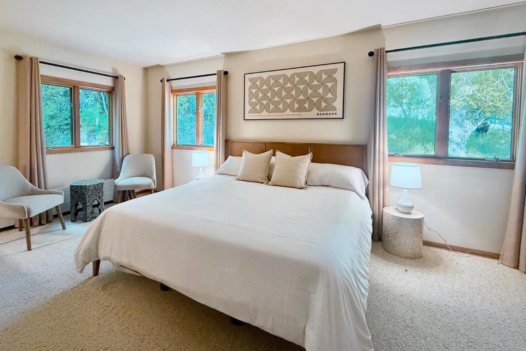 Photo of Bedroom in Arlee