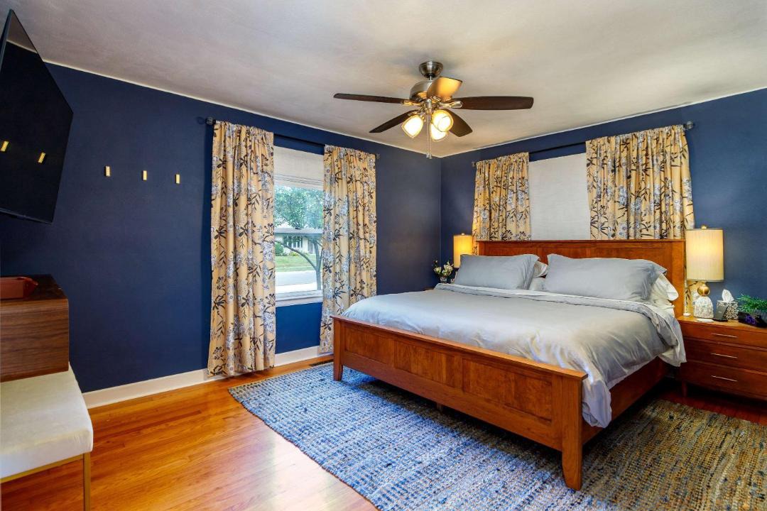 Photo of Bedroom in Ames