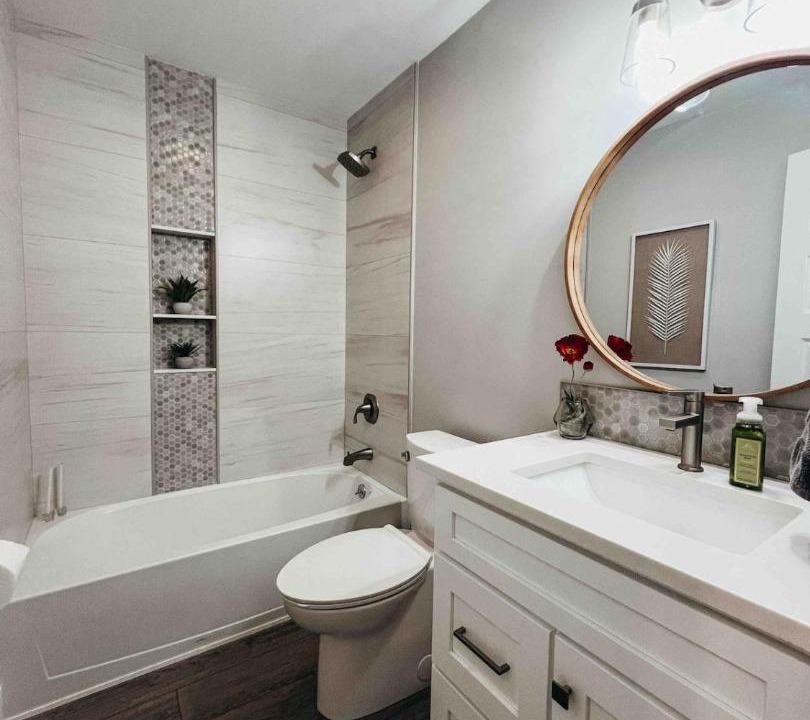 Photo of Bathroom in Newburgh