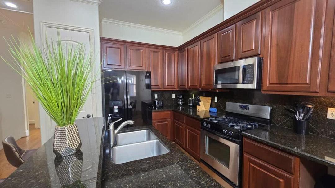 Photo of Kitchen in Woodlake - Briar Meadow
