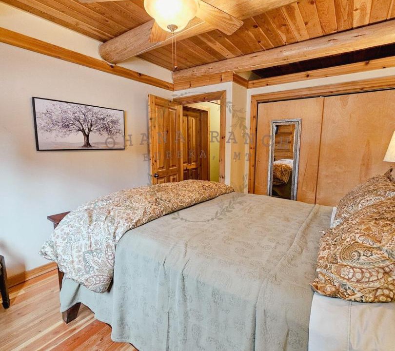 Photo of Bedroom in Eureka