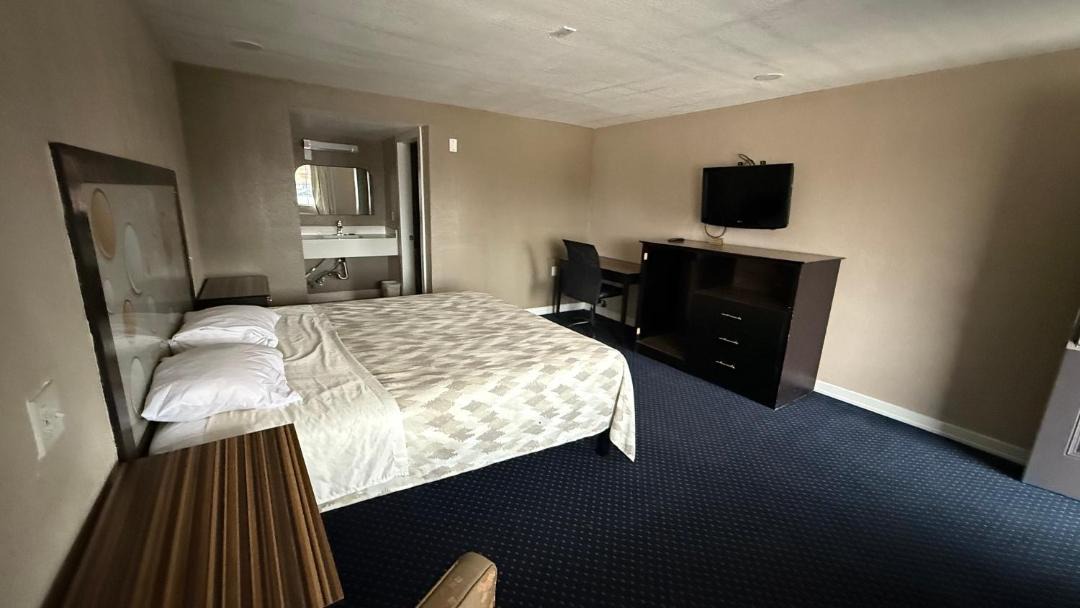Photo of Bedroom in Harlandale