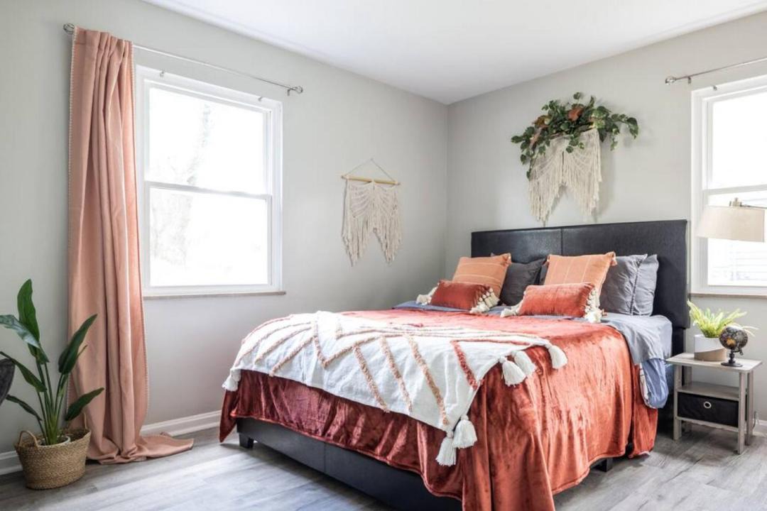 Photo of Bedroom in Strongsville