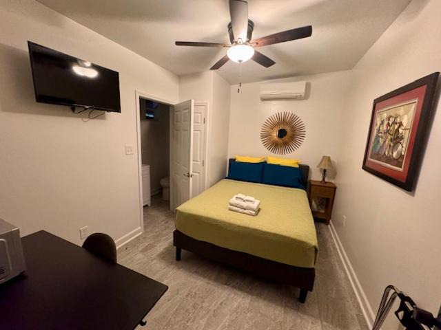 Photo of Bedroom in Faubourg Delachaise