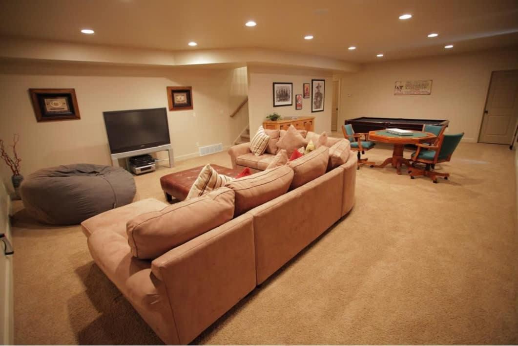 Photo of Livingroom in Eden
