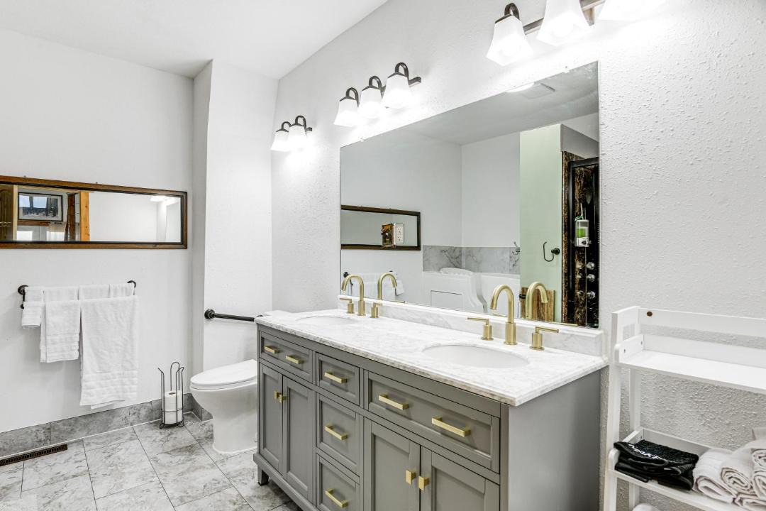 Photo of Bathroom in Pinedale