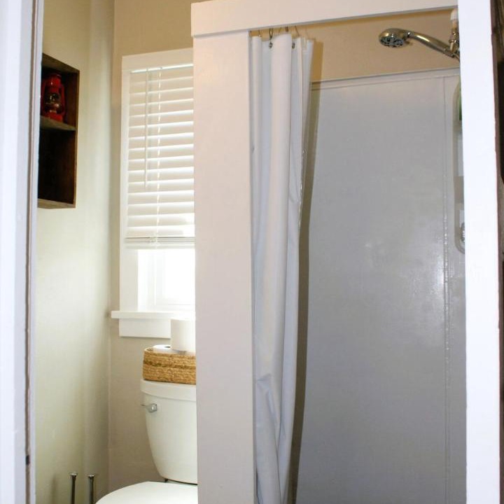 Photo of Bathroom in Clyde Park