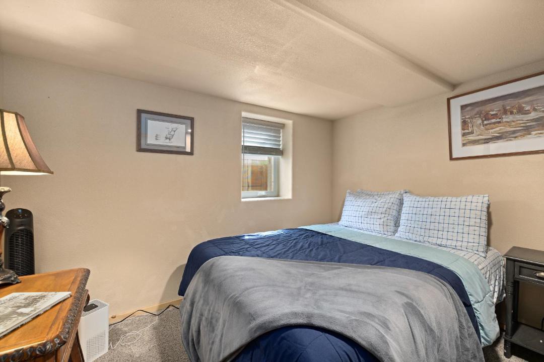 Photo of Bedroom in Central - Terry