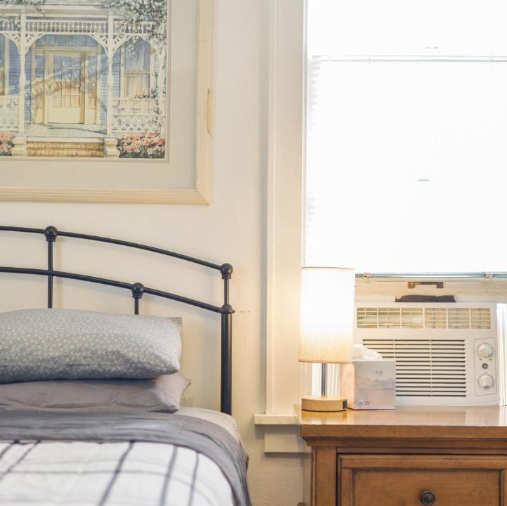 Photo of Bedroom in Central - Terry