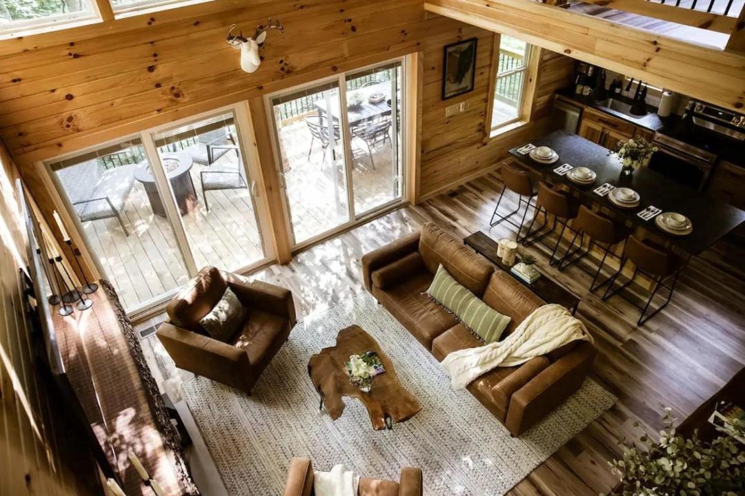 Photo of Others in Rockbridge