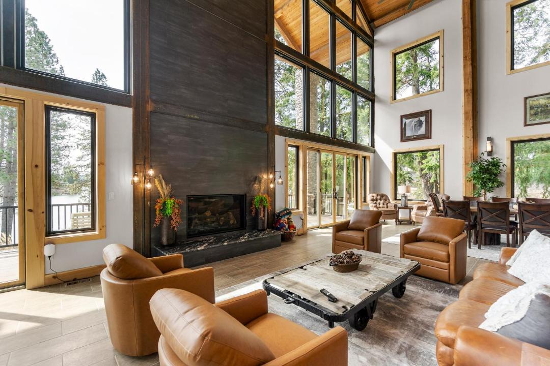 Photo of Livingroom in Hayden