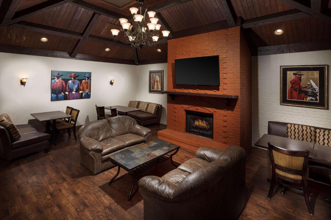 Photo of Livingroom in Dickinson