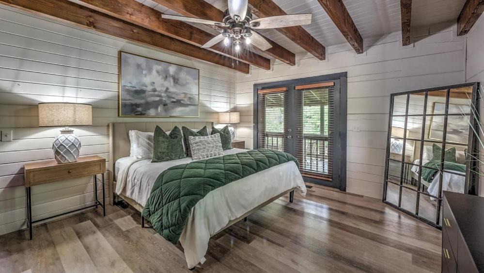 Photo of Bedroom in Dial