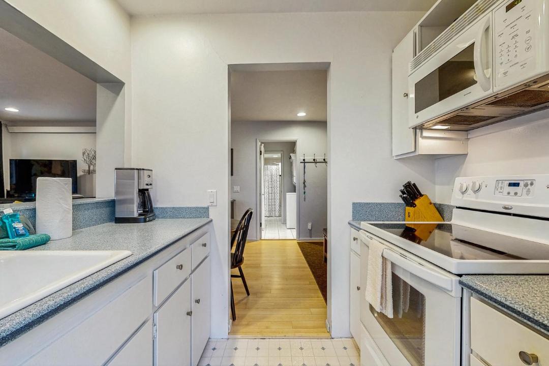 Photo of Kitchen in Warm Springs