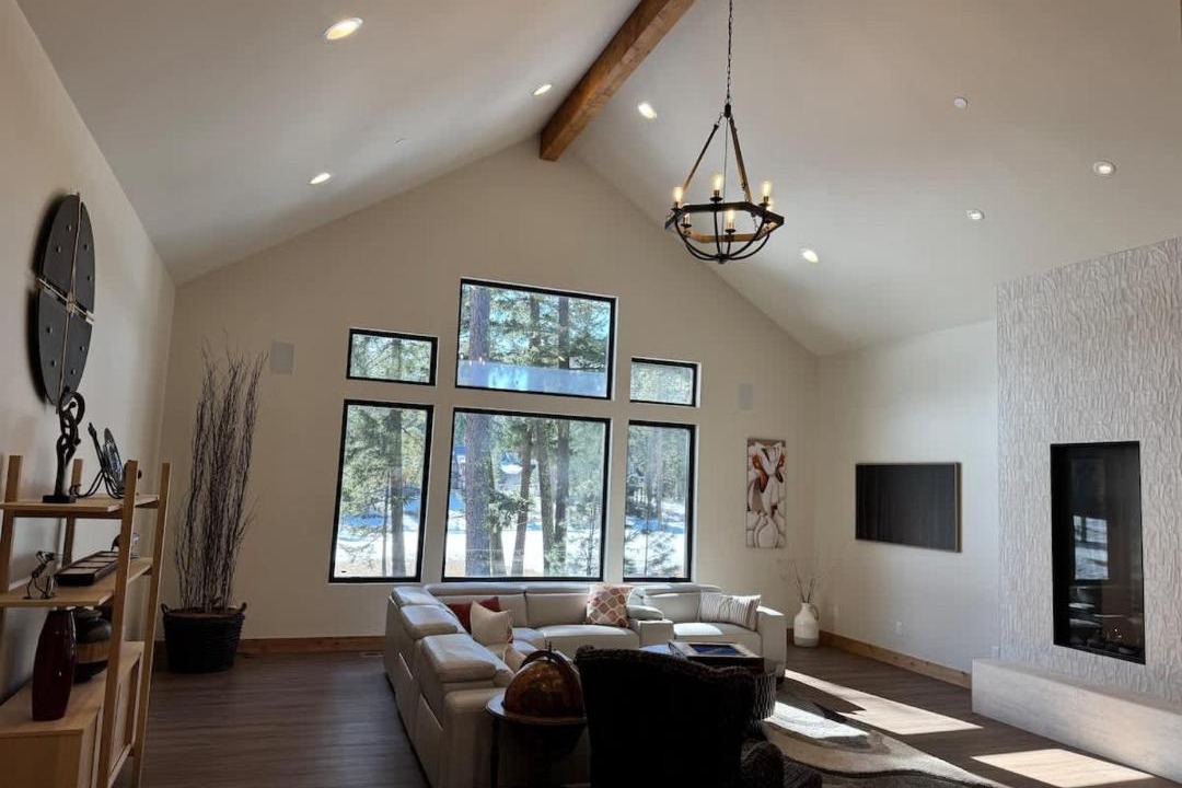 Photo of Livingroom in Cle Elum