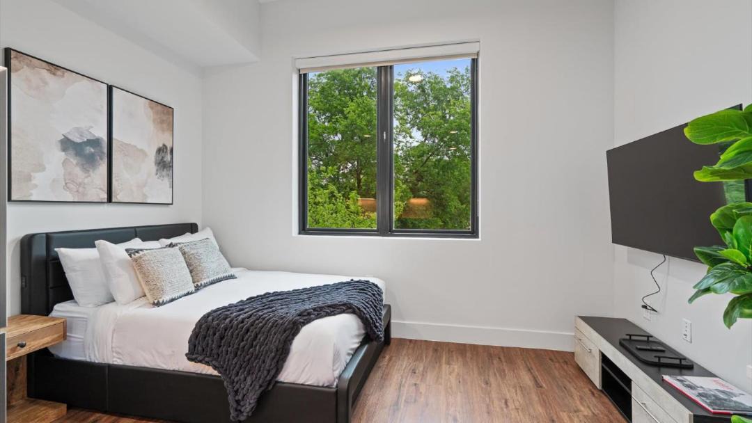 Photo of Bedroom in West Congress