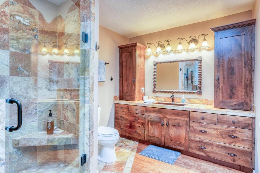 Photo of Bathroom in Lakeside