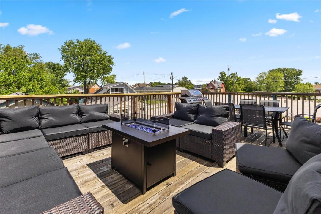 Photo of Patio Balcony in Holy Cross