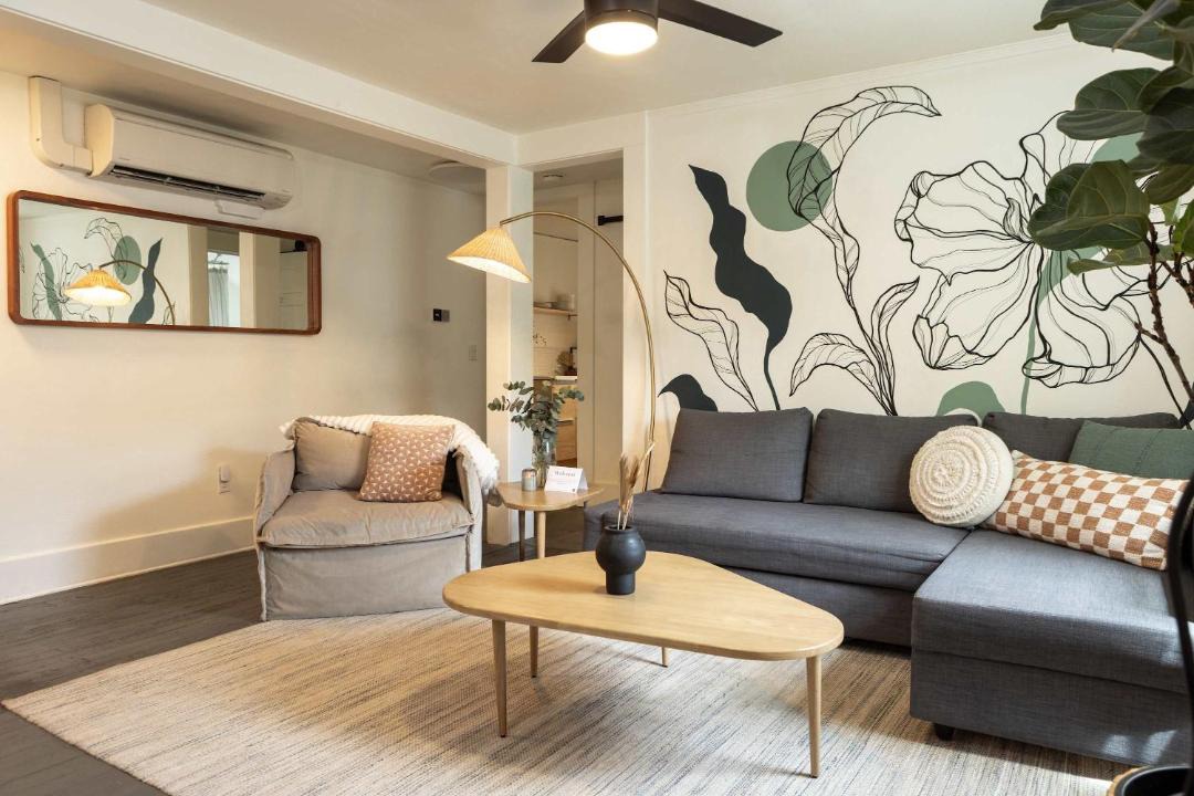 Photo of Livingroom in North End