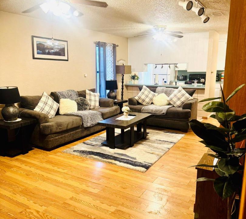Photo of Livingroom in Lawton