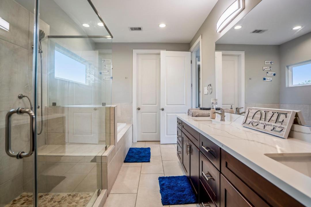 Photo of Bathroom in Riverside Terrace
