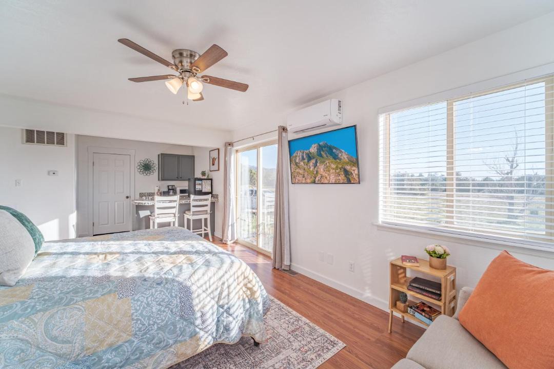 Photo of Bedroom in Spring City