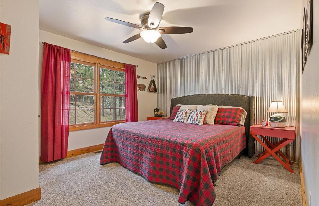 Photo of Bedroom in Deadwood