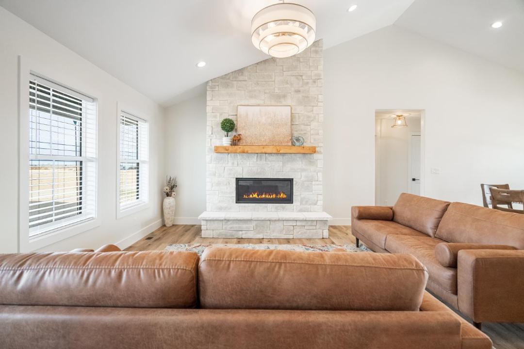 Photo of Livingroom in Bingham County