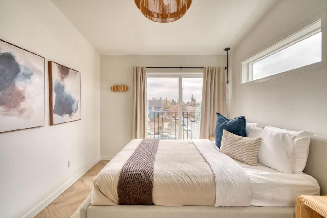 Photo of Bedroom in Alberta Arts District
