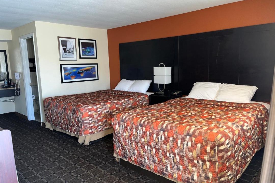 Photo of Bedroom in Lakeview