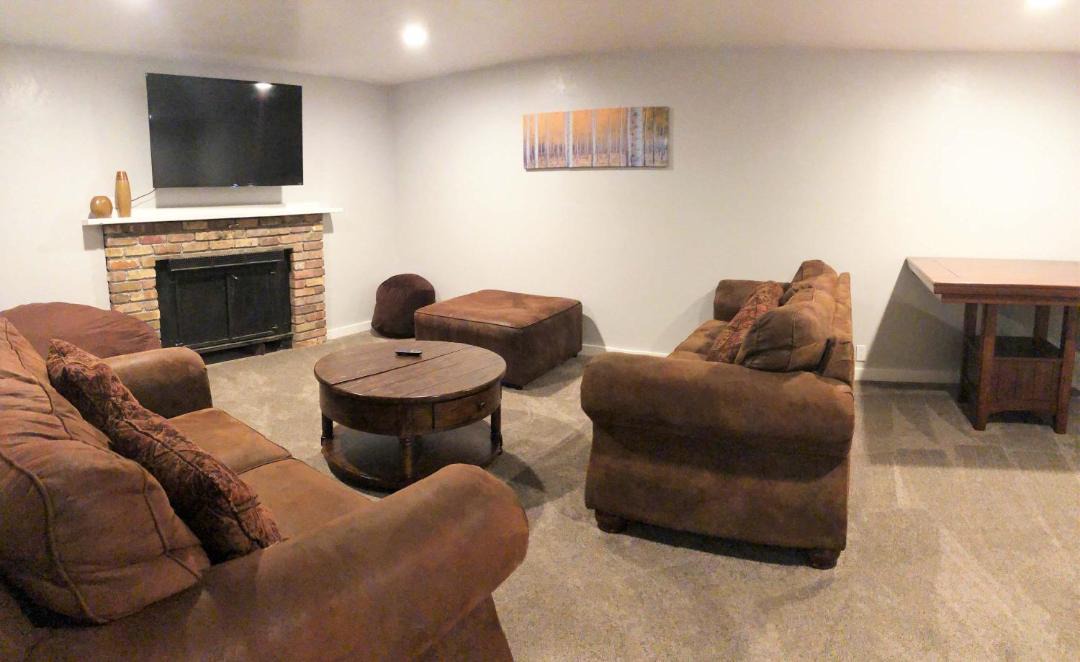 Photo of Livingroom in Millcreek
