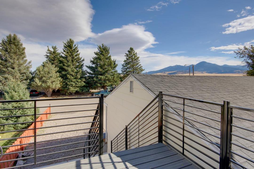 Photo of Patio Balcony in Livingston