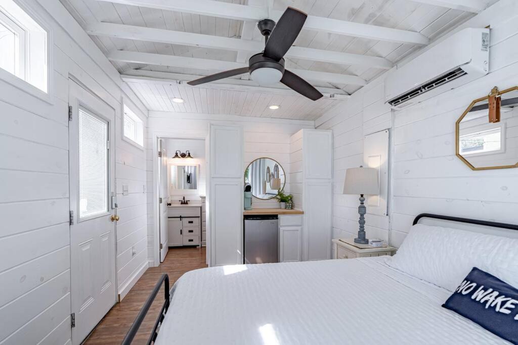 Photo of Bedroom in Falls of Rough
