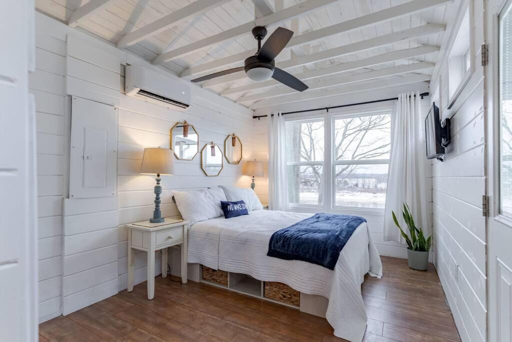 Photo of Bedroom in Falls of Rough