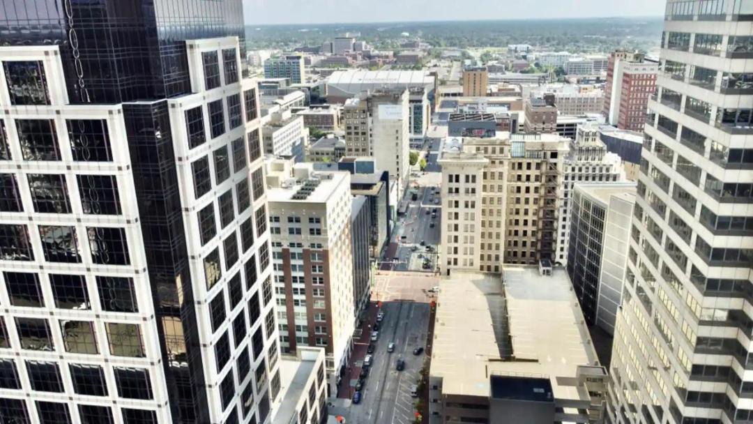 Photo of Buildings in Mile Square