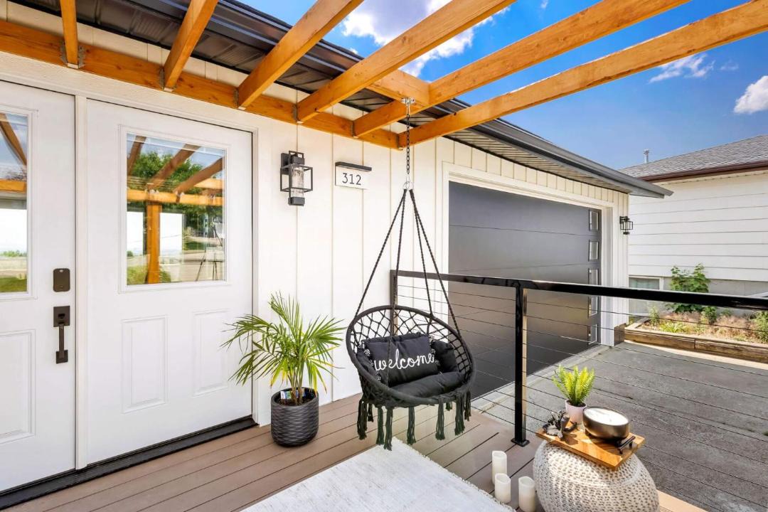 Photo of Patio Balcony in Great Falls