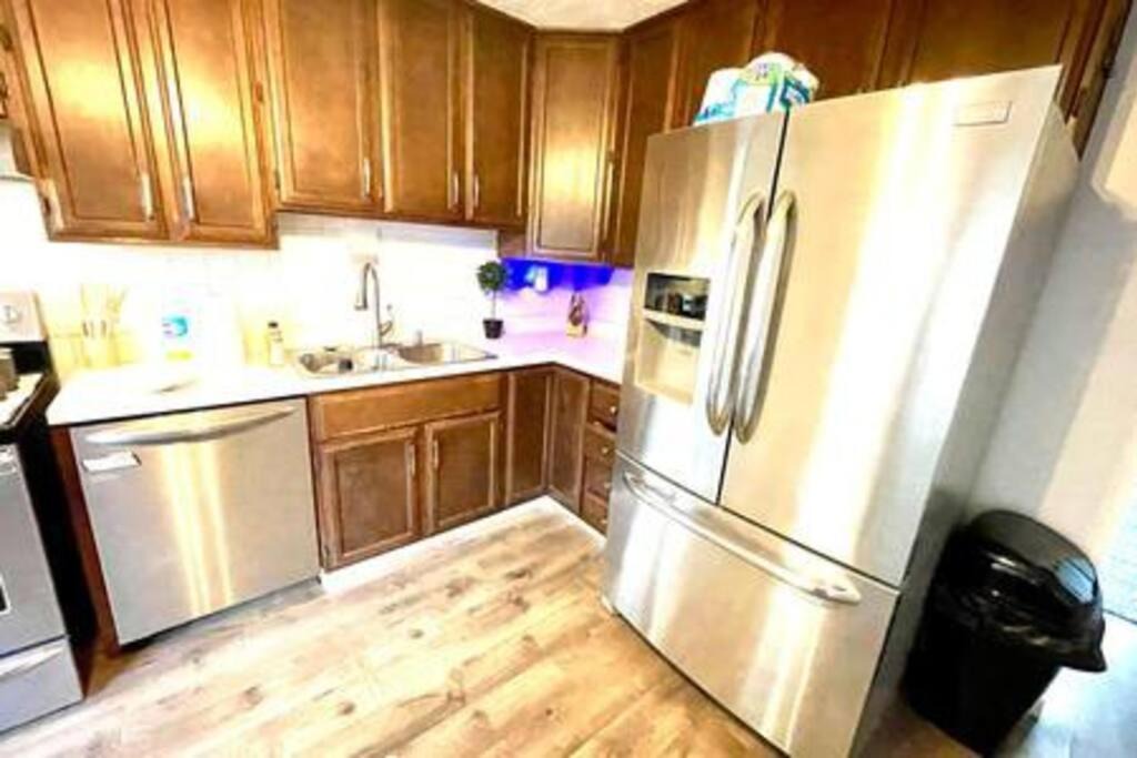 Photo of Kitchen in Summit Station